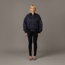 Load image into Gallery viewer, Pernilla Oversized bomber, Dark Blue