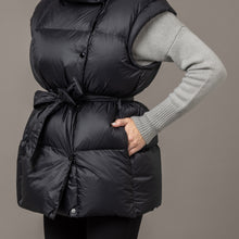 Load image into Gallery viewer, Josefin Down Vest, Black