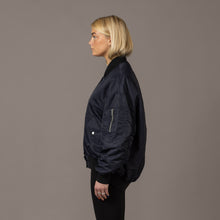 Load image into Gallery viewer, Pernilla Oversized bomber, Dark Blue

